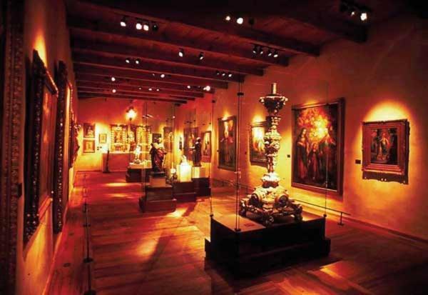 Parador-Museo Santa Maria La Trinitaria Eksteriør billede