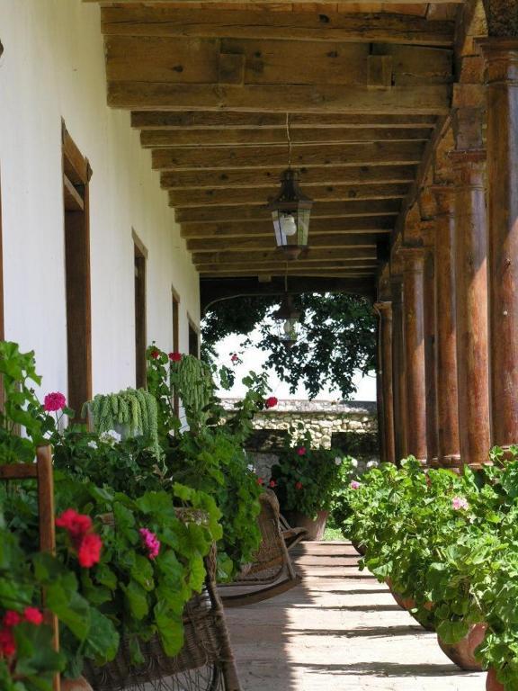 Parador-Museo Santa Maria La Trinitaria Eksteriør billede