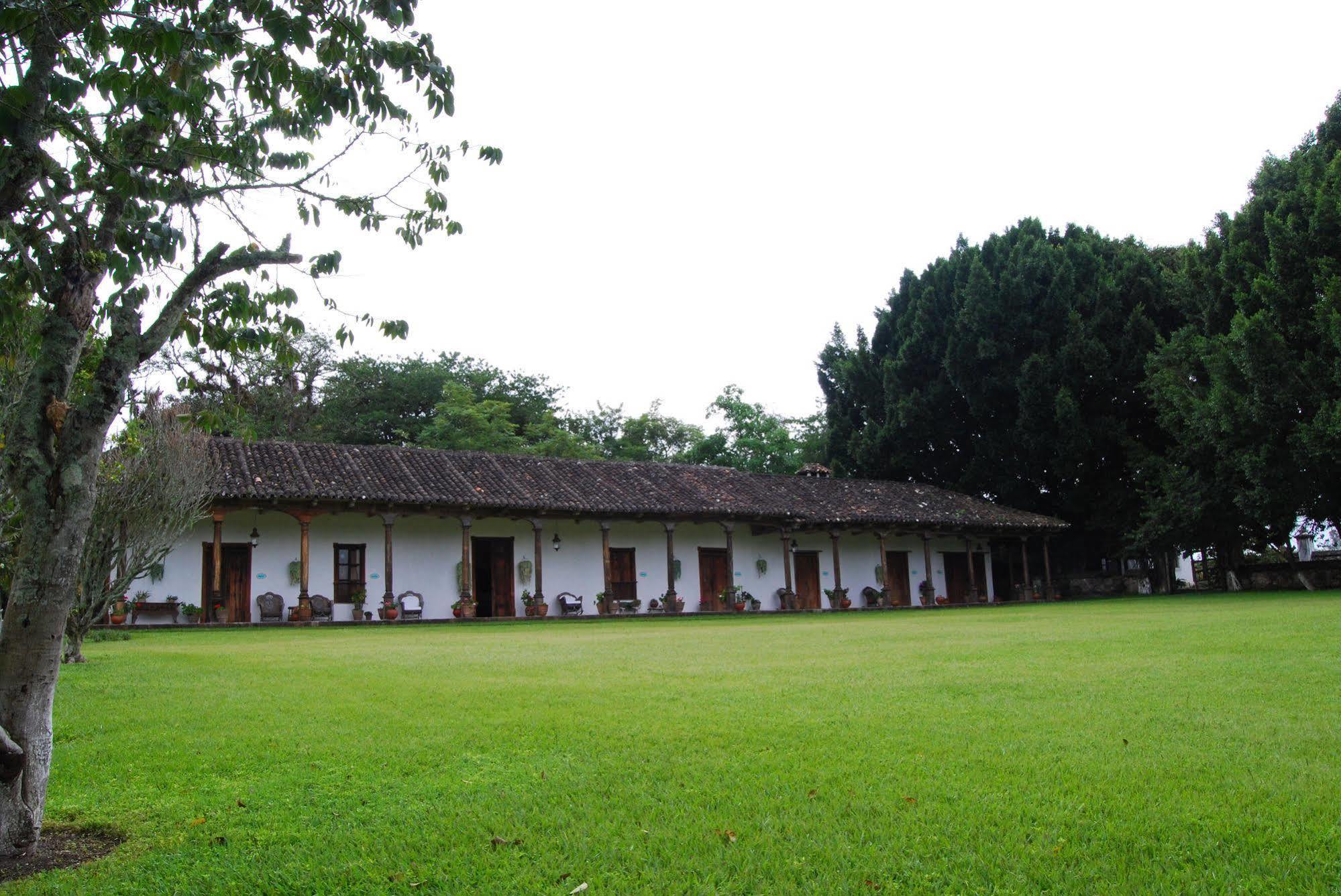 Parador-Museo Santa Maria La Trinitaria Eksteriør billede